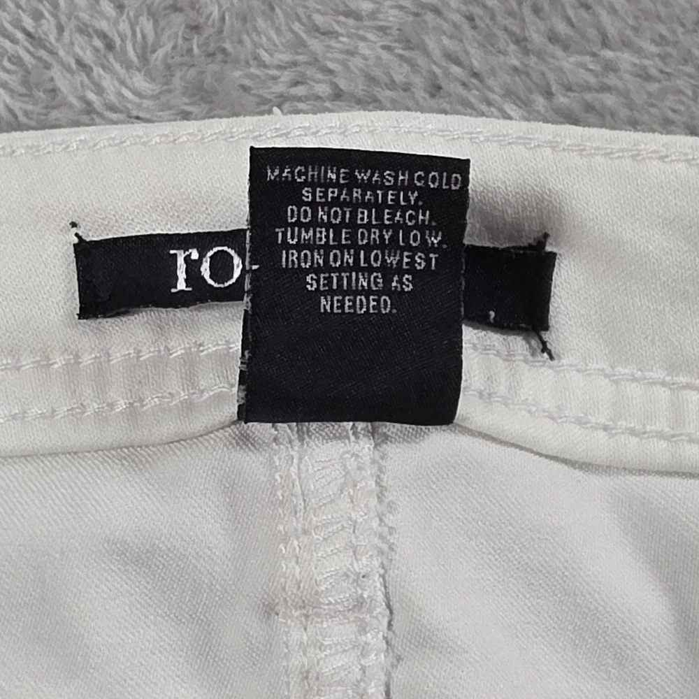 Roz & Ali Jeans Size 20‎ Capri Straight High Rise Light Wash Stretch White